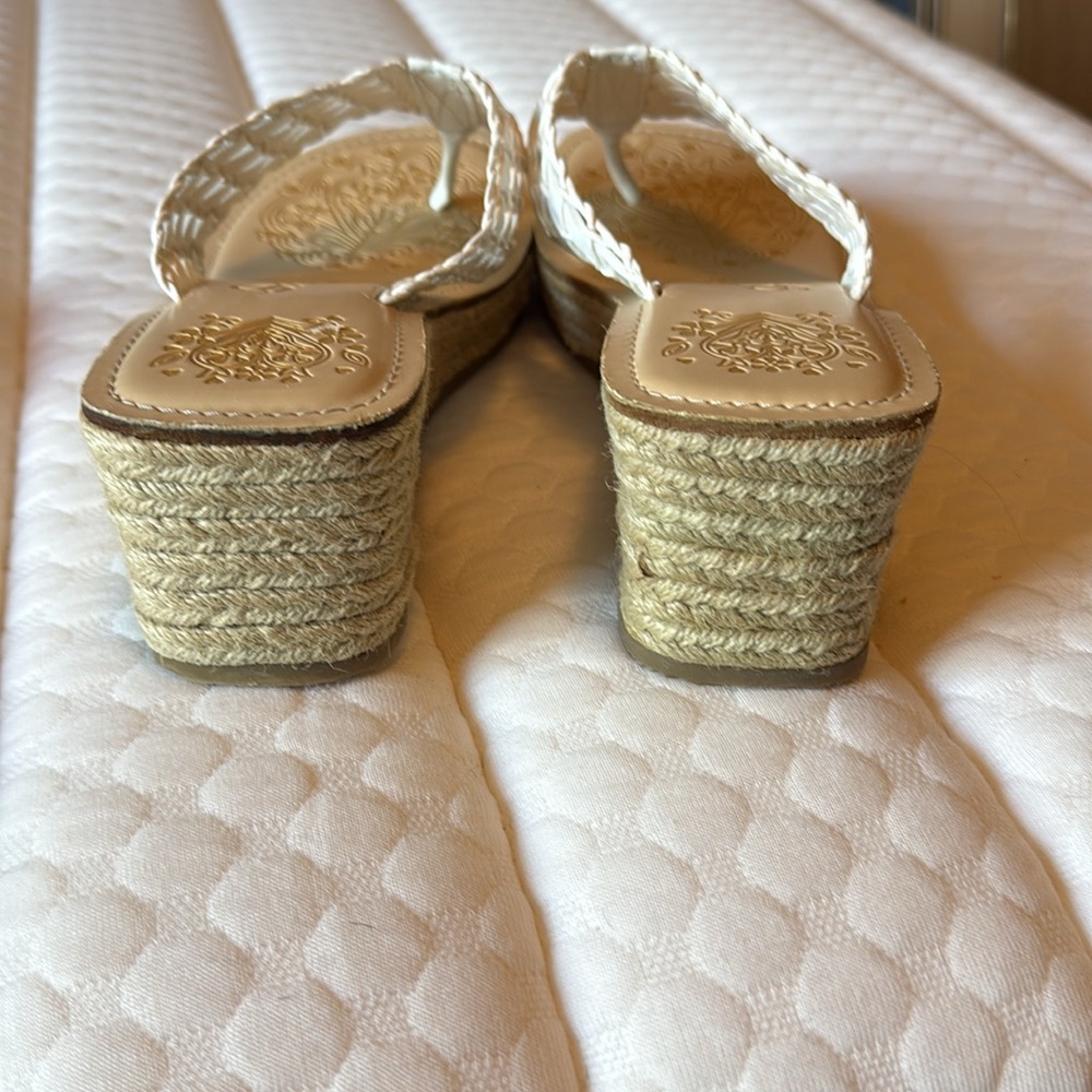 Skechers sz 9 Wedged 2” White Braided Sandals Burlap Heel NWOT - Picture 3 of 6